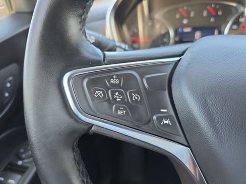 Used 2023 Chevrolet Equinox LT FWD image 19