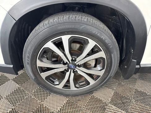 Used 2020 Subaru Forester Limited w/ Popular Package #3 AWD/4WD image 26