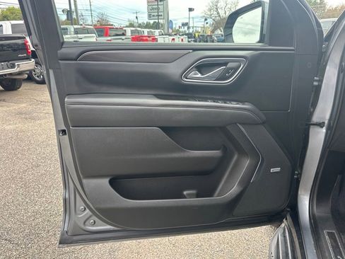 Used 2021 GMC Yukon XL AT4 w/ Rear Media and Nav Package AWD/4WD image 13