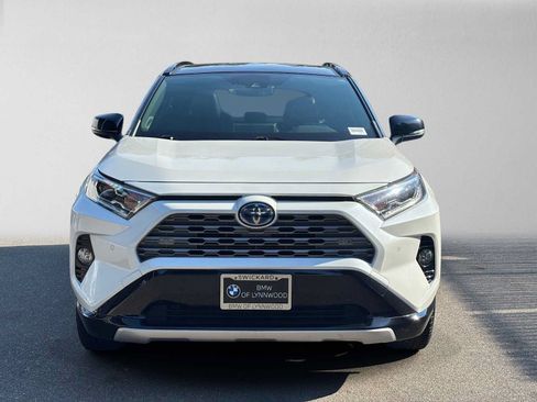 Used 2019 Toyota RAV4 XSE AWD/4WD image 8