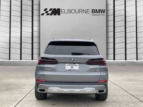 New 2026 BMW X5 sDrive40i w/ Premium Package RWD image 5