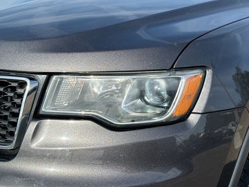 Used 2020 Jeep Grand Cherokee Limited RWD image 9