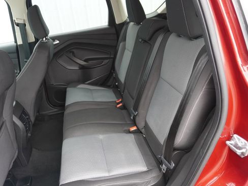 Used 2018 Ford Escape SE image 29