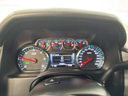Used 2018 Chevrolet Tahoe LT RWD image 11