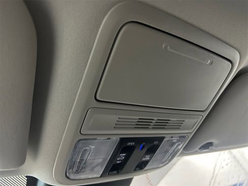 New 2026 Honda Odyssey EX-L image 24