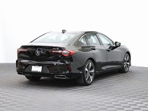 Certified 2025 Acura TLX w/ Technology Package image 9