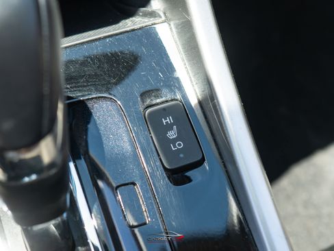 Used 2017 Honda Accord EX-L image 33