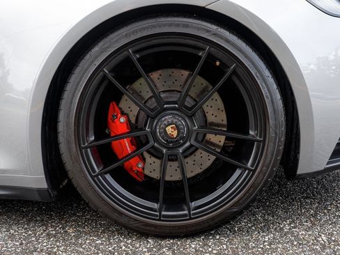 Used 2022 Porsche 911 Carrera GTS RWD image 32