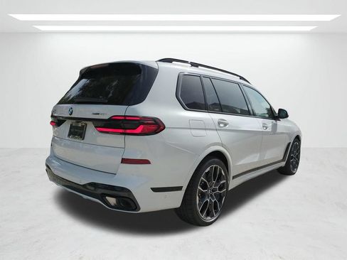 New 2027 BMW X7 xDrive40i w/ M Sport Package AWD/4WD image 4
