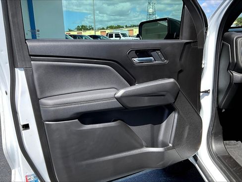 Certified 2025 Chevrolet Colorado LT image 18