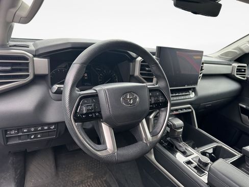 Used 2023 Toyota Tundra Limited AWD/4WD image 10