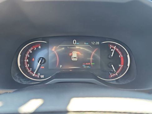 Used 2024 Toyota RAV4 XLE image 22