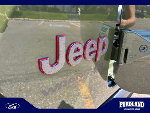 Used 2020 Jeep Wrangler Unlimited Rubicon AWD/4WD image 24