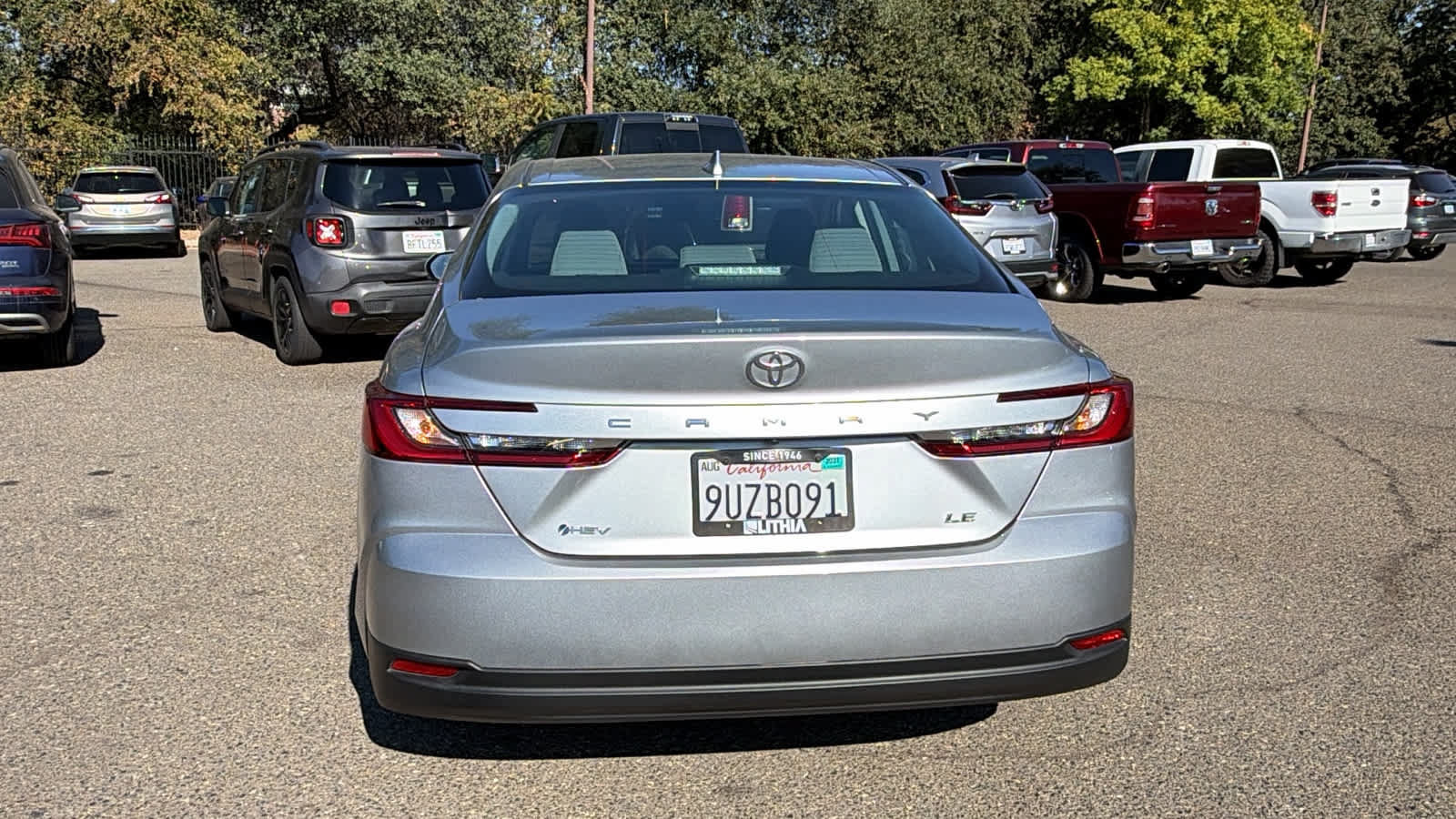 Used 2025 Toyota Camry LE FWD image 6