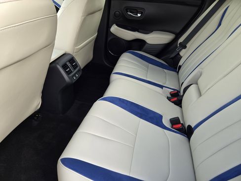 Certified 2025 Acura ADX A-Spec image 31