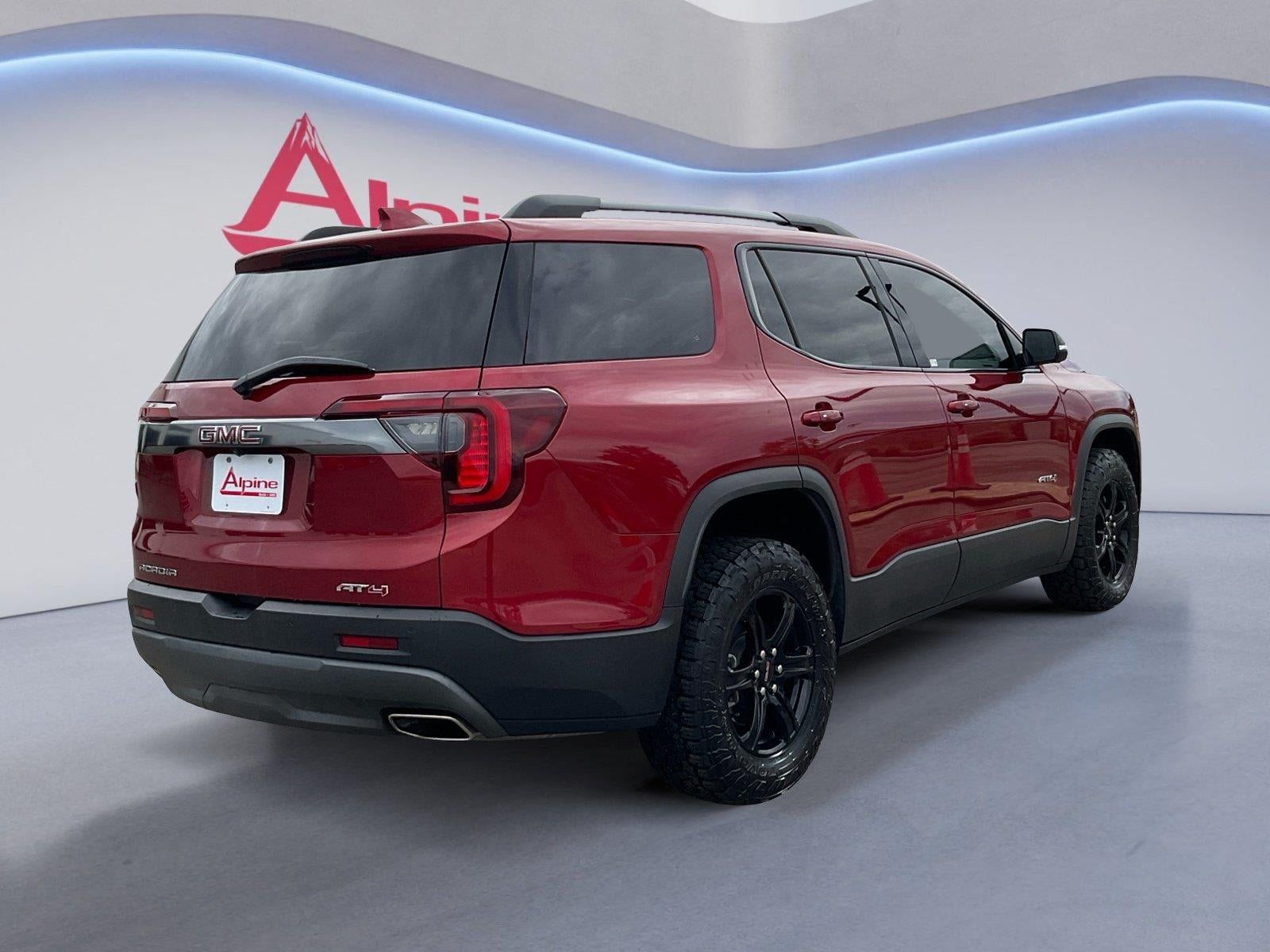 Used 2022 GMC Acadia AT4 w/ Technology Package AWD/4WD image 5