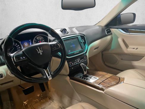 Used 2015 Maserati Ghibli RWD image 10
