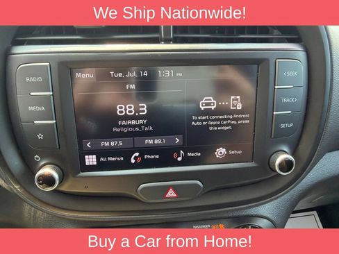 Used 2025 Kia Soul LX w/ LX Technology Package FWD image 16