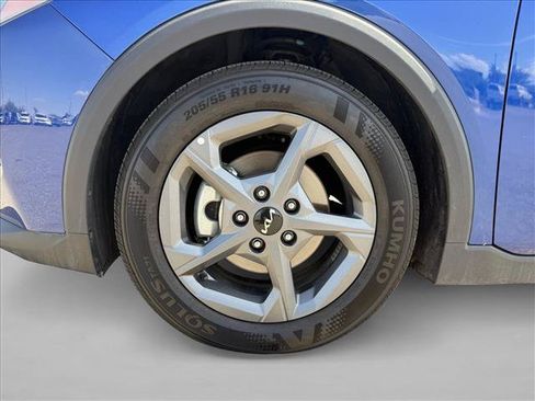 Used 2025 Kia K4 FWD image 26
