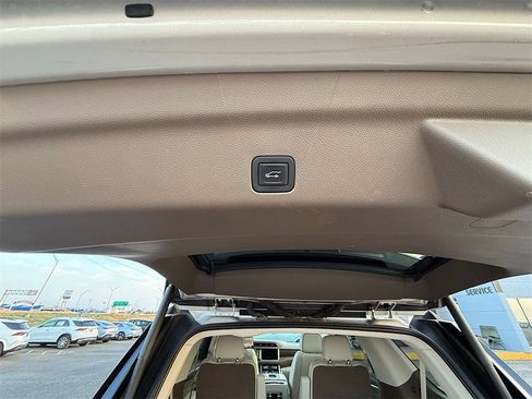 Used 2022 GMC Yukon Denali image 13