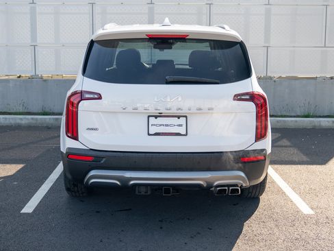 Used 2022 Kia Telluride EX w/ Towing Package image 7