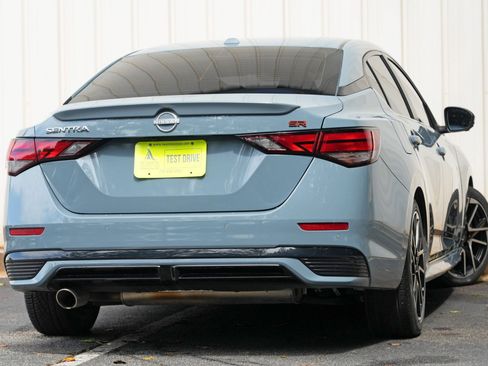 Used 2025 Nissan Sentra SR w/ SR Premium Package FWD image 4