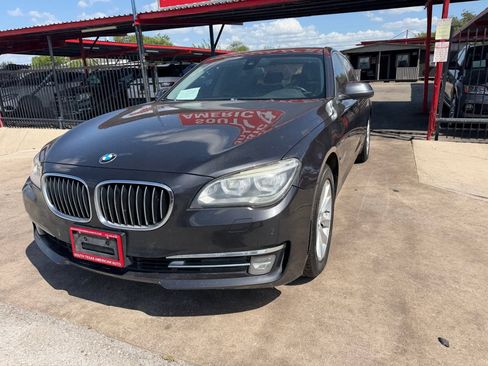 Used 2015 BMW 740i RWD image 7
