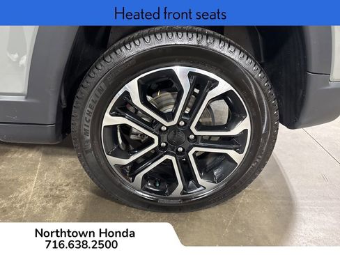 Used 2022 Jeep Compass Limited w/ Sun and Sound Group AWD/4WD image 14