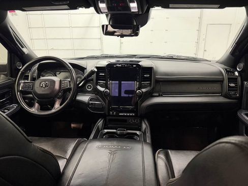 Used 2022 RAM 3500 Limited AWD/4WD image 14