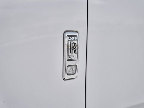 Used 2022 Rolls-Royce Ghost w/ Ghost Package AWD/4WD image 11