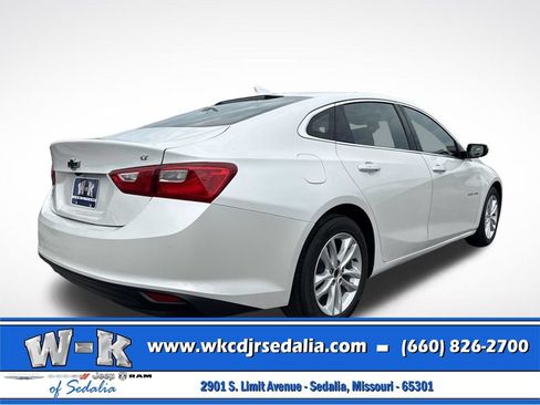 Used 2018 Chevrolet Malibu LT FWD image 8