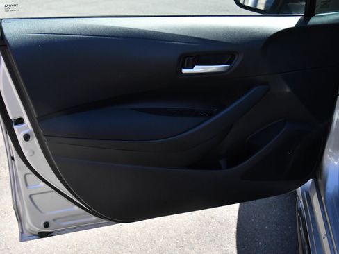 Used 2026 Toyota Corolla SE w/ SE Package FWD image 14