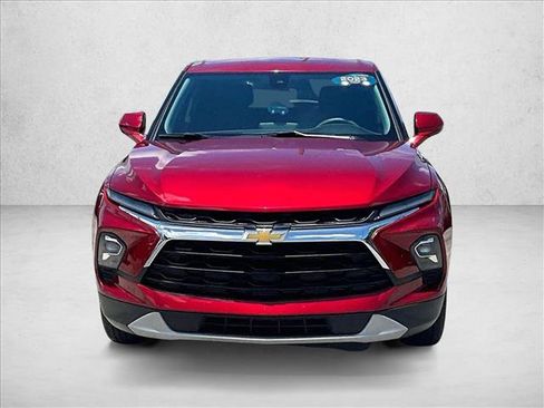 Used 2023 Chevrolet Blazer LT FWD image 3