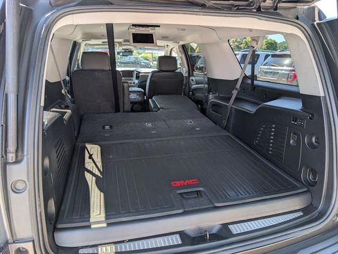 Used 2019 GMC Yukon XL Denali w/ Open Road Package AWD/4WD image 6
