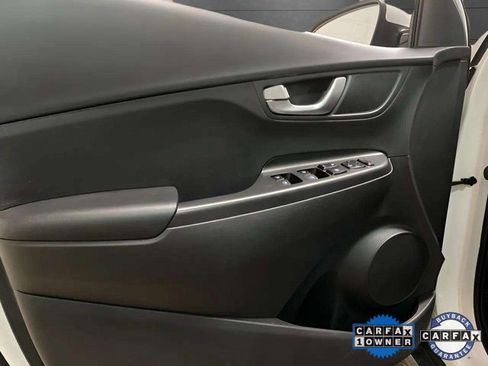 Used 2023 Hyundai Kona SE w/ Cargo Package image 14