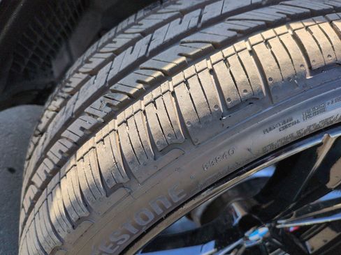 Used 2022 BMW M340i w/ Driving Assistance Package image 12