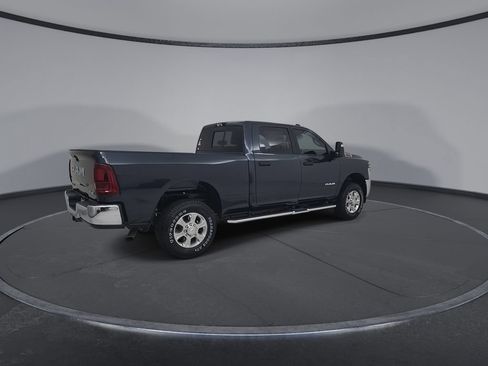 New 2026 RAM 2500 Big Horn AWD/4WD image 15