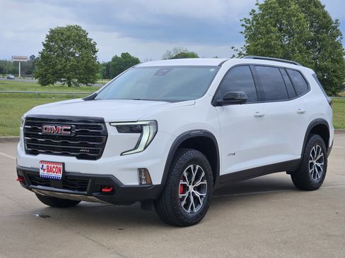 Used 2025 GMC Acadia AT4 AWD/4WD image 1