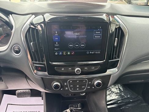 Used 2021 Chevrolet Traverse LT AWD/4WD image 6