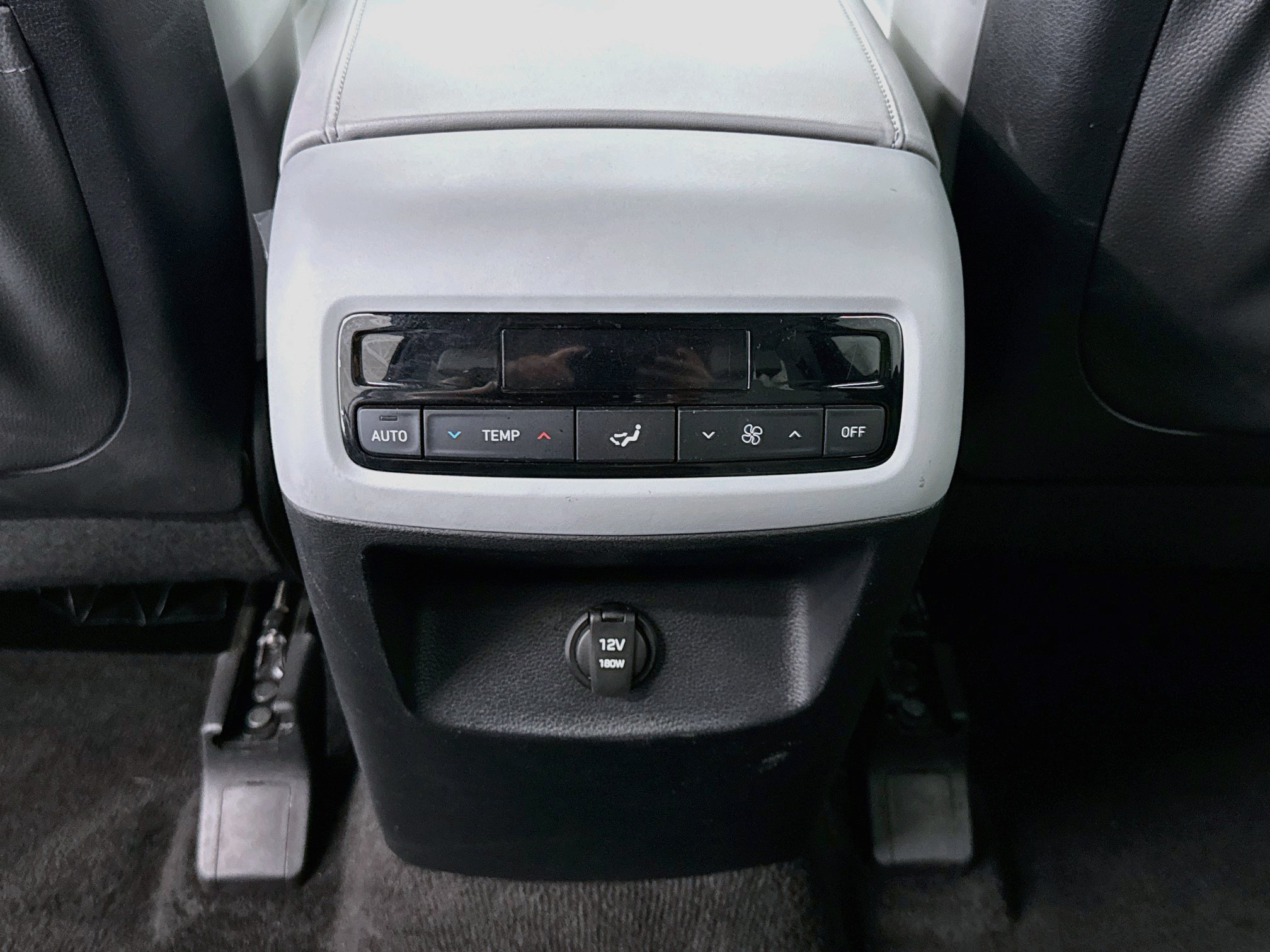 Used 2025 Hyundai Palisade SEL FWD image 28