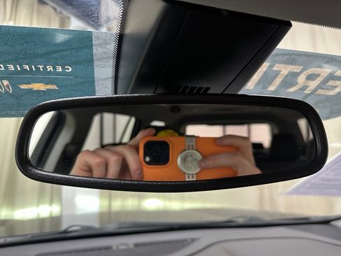 Used 2023 GMC Acadia SLT w/ Elevation Edition image 30