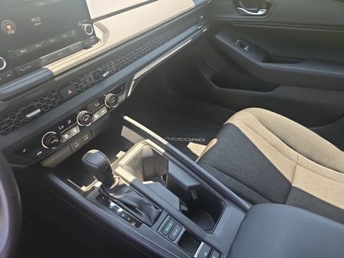 Used 2025 Honda Accord SE image 24