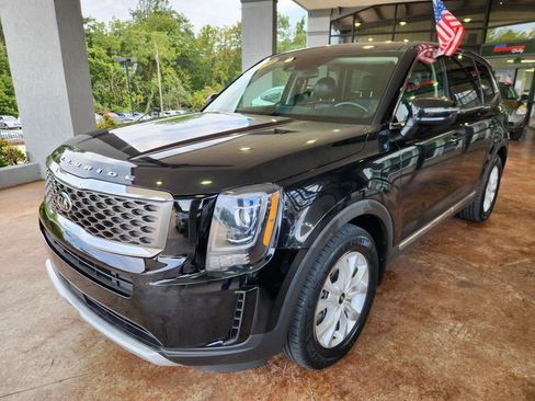 Used 2020 Kia Telluride LX image 3