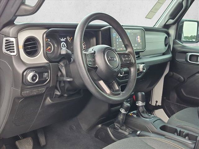 Used 2024 Jeep Wrangler Unlimited Sport AWD/4WD image 10