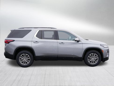 Used 2023 Chevrolet Traverse LT AWD/4WD image 8