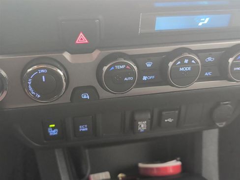 Used 2023 Toyota Tacoma SR5 w/ Technology Package image 14