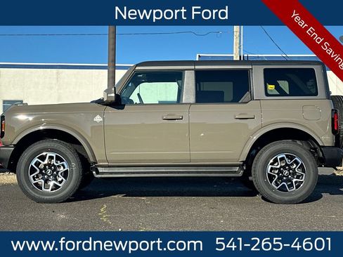 New 2025 Ford Bronco Outer Banks image 7