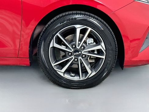 Used 2023 Kia Forte LXS FWD image 32