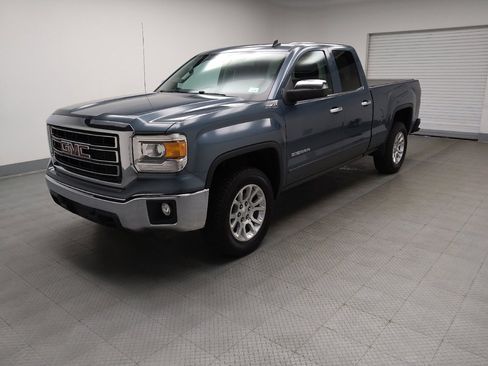 Used 2014 GMC Sierra 1500 SLE w/ SLE Value Package AWD/4WD image 2