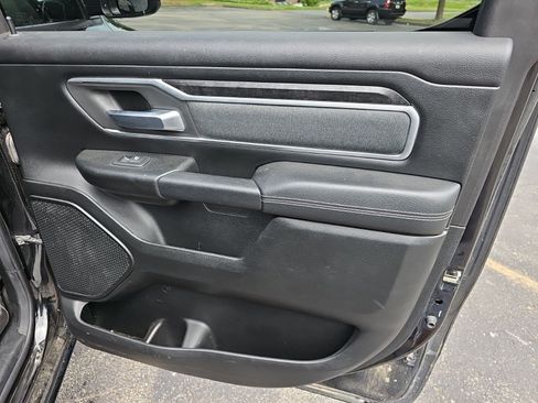 Used 2020 RAM 1500 Big Horn AWD/4WD image 16